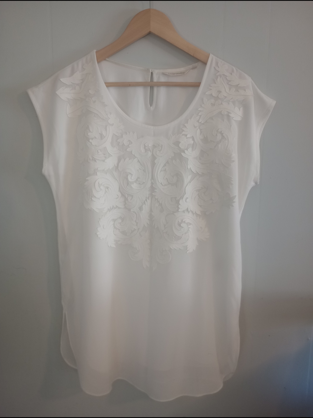 Soft Surroundings Ivory Kurti Top With Appliques Size MP